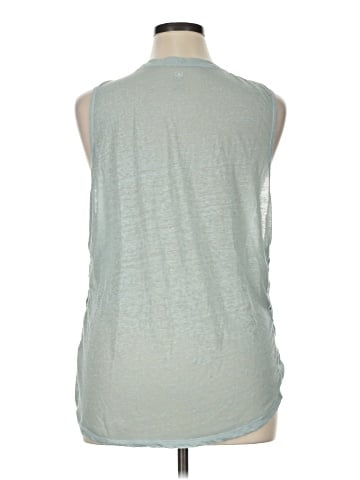 GAIAM Sleeveless T-Shirt (view 2)