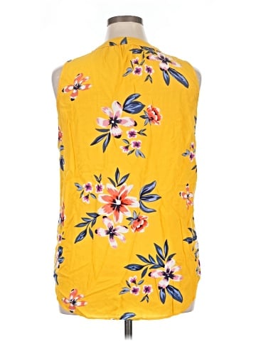 Old Navy Sleeveless Blouse (view 2)