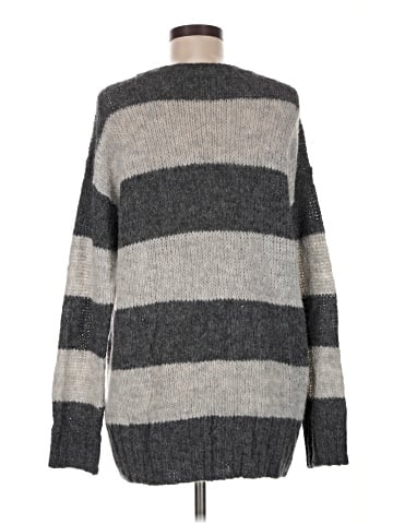 American Eagle Outfitters Pullover Sweater (view 2)