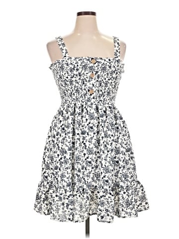 Mary & Mo Casual Dress (view 1)