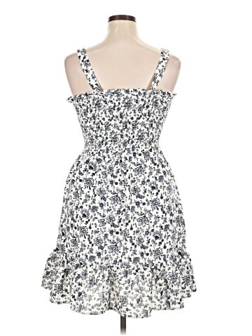 Mary & Mo Casual Dress (view 2)
