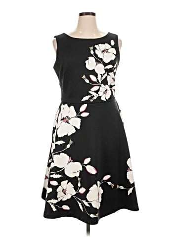 White House Black Market Cocktail Dress (view 1)