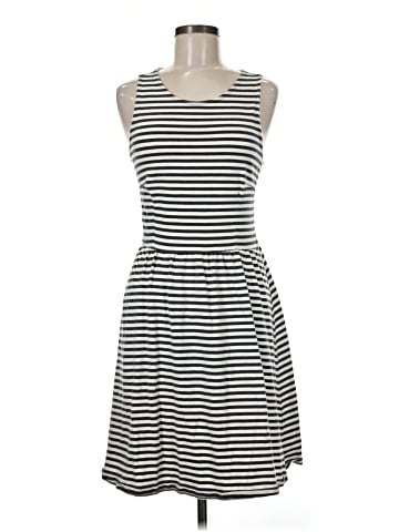 Old Navy Casual Dress (view 1)