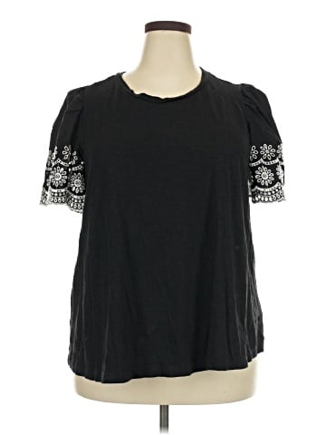 Lane Bryant Short Sleeve T-Shirt (view 1)