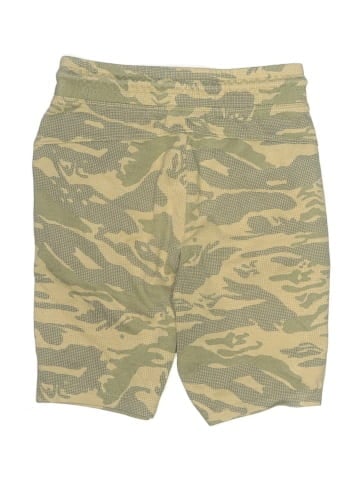 Gap Fit Cargo Shorts (view 2)