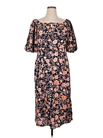 Old Navy Casual Dress (view 1)