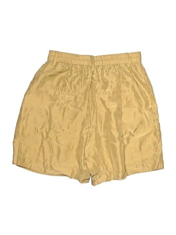 Vince. Khaki Shorts (view 2)