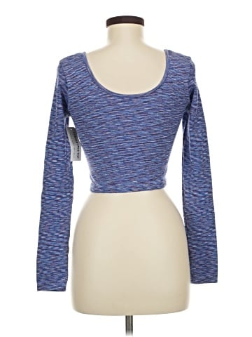 Aeropostale Long Sleeve T-Shirt (view 2)