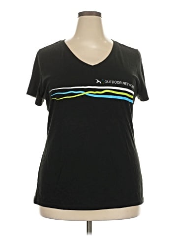 District. Active T-Shirt (view 1)