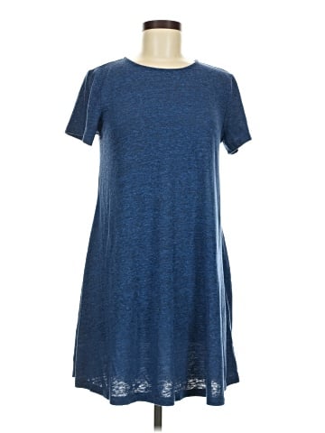Old Navy Casual Dress (view 1)