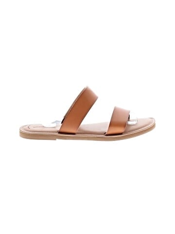 Universal Thread Sandals (view 1)