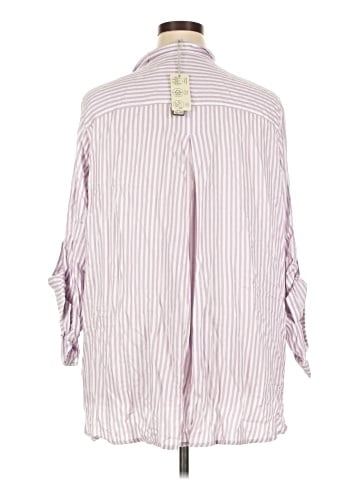 Derek Heart 3/4 Sleeve Button-Down Shirt (view 2)