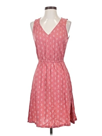 Old Navy Casual Dress (view 1)