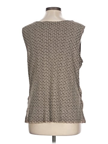 Attention Sleeveless Top (view 2)