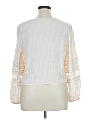 American Eagle Outfitters 3/4 Sleeve Blouse (view 2)