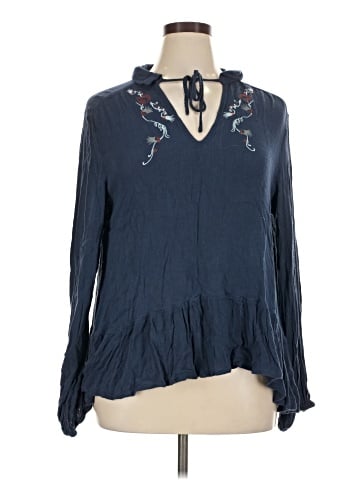 Weekend Suzanne Betro Long Sleeve Blouse (view 1)