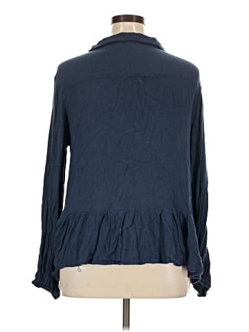 Weekend Suzanne Betro Long Sleeve Blouse (view 2)
