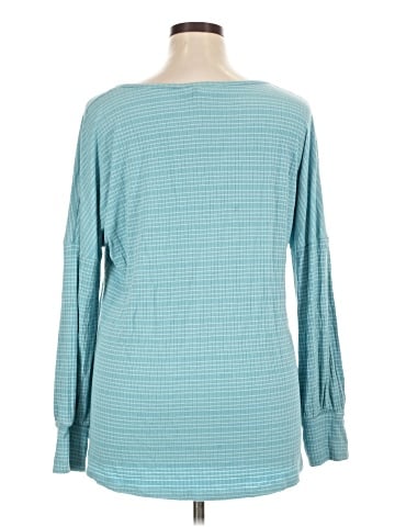 Weekend Suzanne Betro Long Sleeve T-Shirt (view 2)