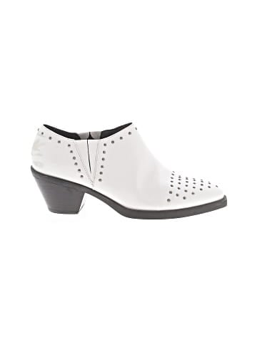 Geox Respira Ankle Boots (view 1)