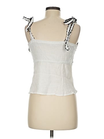 Blu Pepper Sleeveless Blouse (view 2)