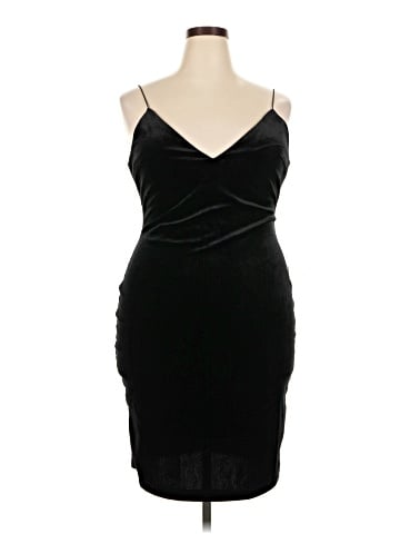 B. Smart Cocktail Dress (view 1)