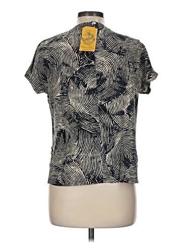 Essendi Short Sleeve Top (view 2)