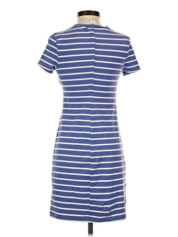 Old Navy Casual Dress (view 2)