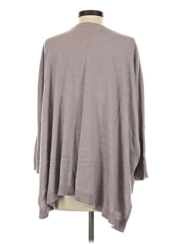 Jennifer Lopez Poncho (view 2)