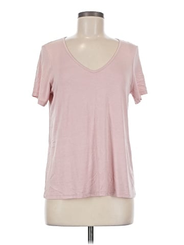 Old Navy Short Sleeve T-Shirt (view 1)