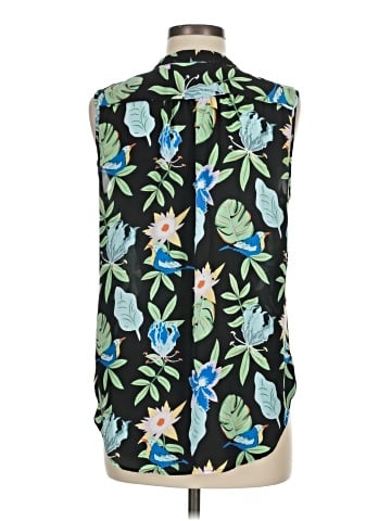Violet & Claire Sleeveless T-Shirt (view 2)