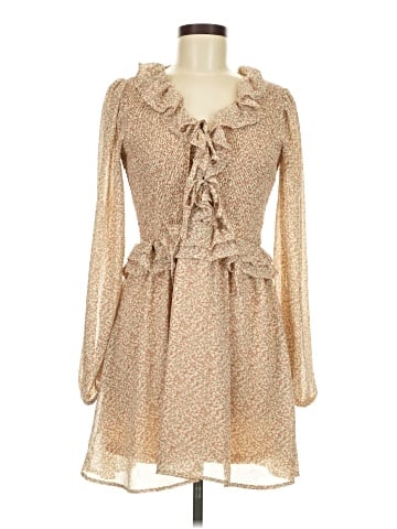 Sadie & Sage Casual Dress (view 1)