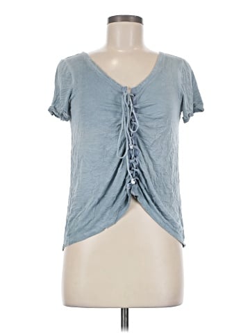 American Eagle Outfitters Short Sleeve T-Shirt (view 1)