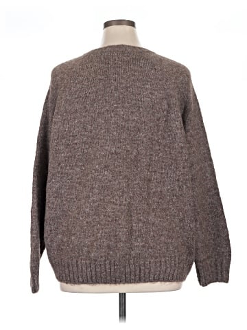 Old Navy Pullover Sweater (view 2)