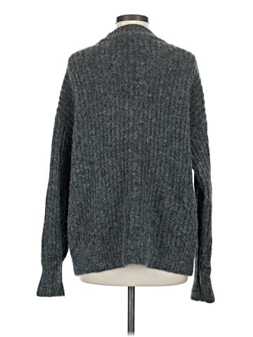 Old Navy Pullover Sweater (view 2)