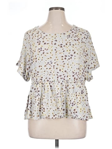 Daytrip Short Sleeve Blouse (view 1)