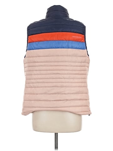 Cotopaxi Vest (view 2)