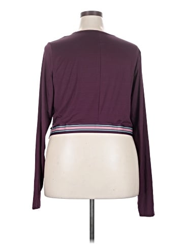 Fabletics Long Sleeve T-Shirt (view 2)