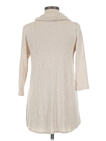 Kaileigh 3/4 Sleeve Top (view 2)