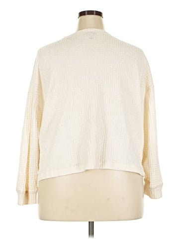Torrid Long Sleeve T-Shirt (view 2)