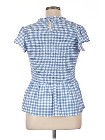 Market and Spruce Short Sleeve Blouse (view 2)