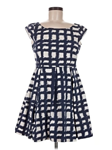 Elizabeth McKay Casual Dress (view 1)