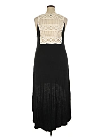 Rouge Sleeveless Top (view 2)