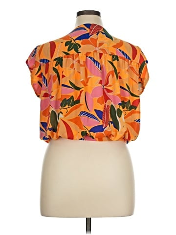 DR2 Sleeveless Blouse (view 2)