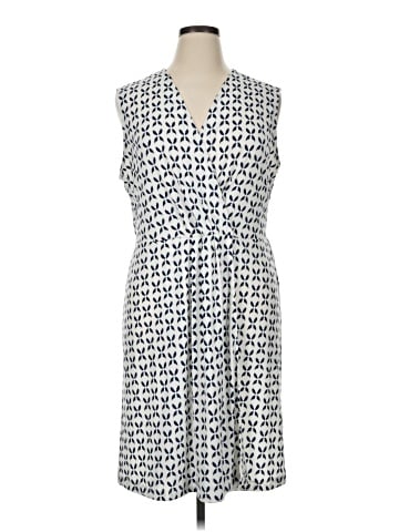 Banana Republic Factory Store Casual Dress (view 1)