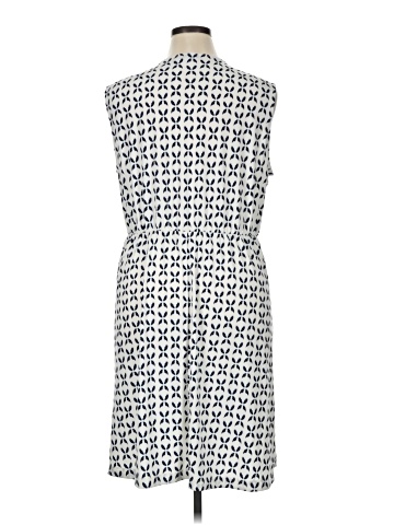 Banana Republic Factory Store Casual Dress (view 2)