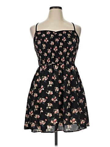 Xhilaration Casual Dress (view 1)