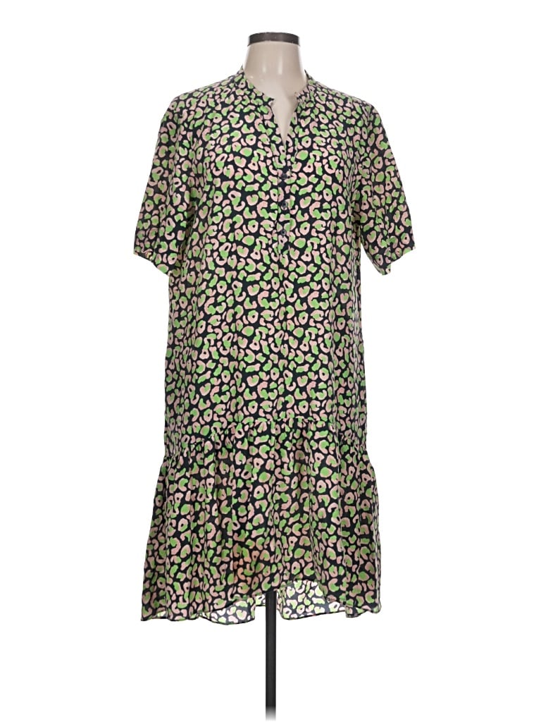 Pre-owned Tucker Casual Dress In Green
