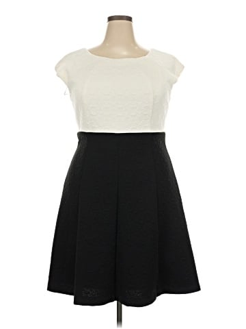 Danny And Nicole Casual Dress (view 1)