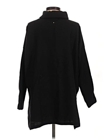 Cuyana Turtleneck Sweater (view 2)