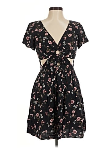 American Eagle Outfitters Casual Dress (view 1)